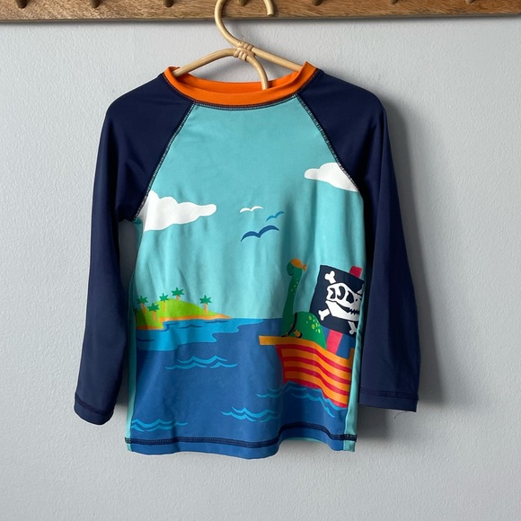Cat & Jack Pirate Themed Rash Guard Size 4T - Picture 1 of 9